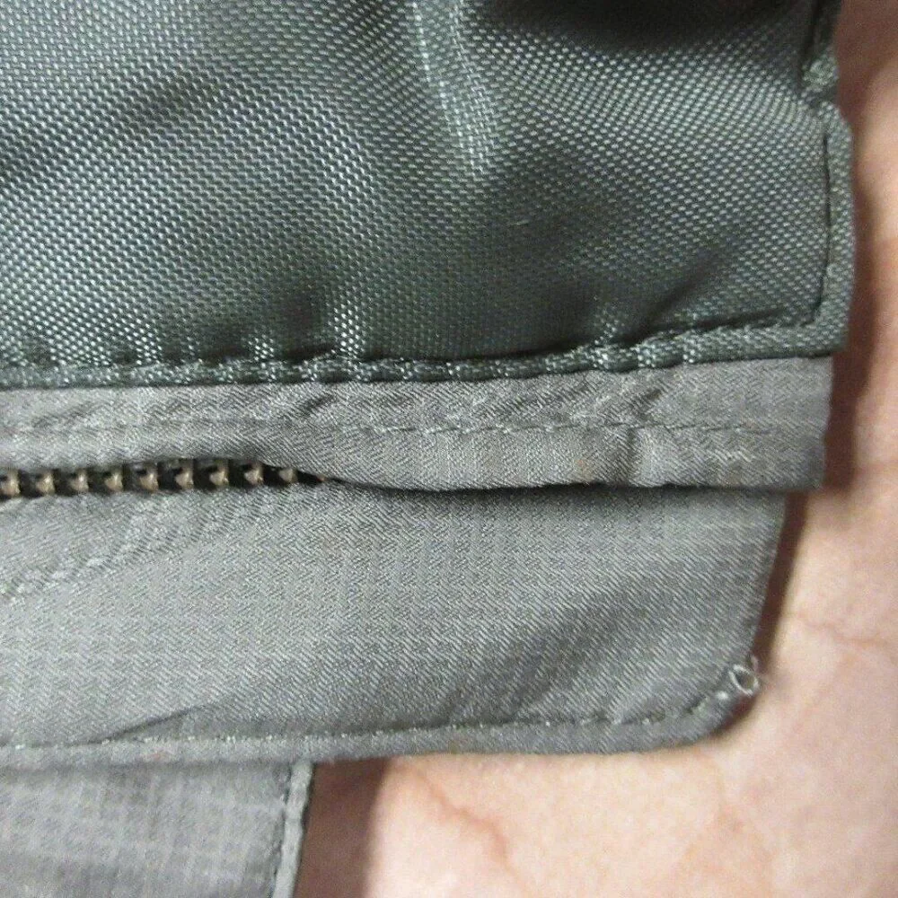 AVALANCHE Olive Green Two Tone Color Block Quilted Vest Sz S Goose Down Feathers